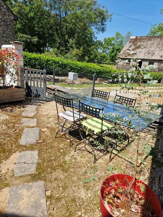 Gite Rustique En Centre Bretagne Laniscat 0*,  Francie